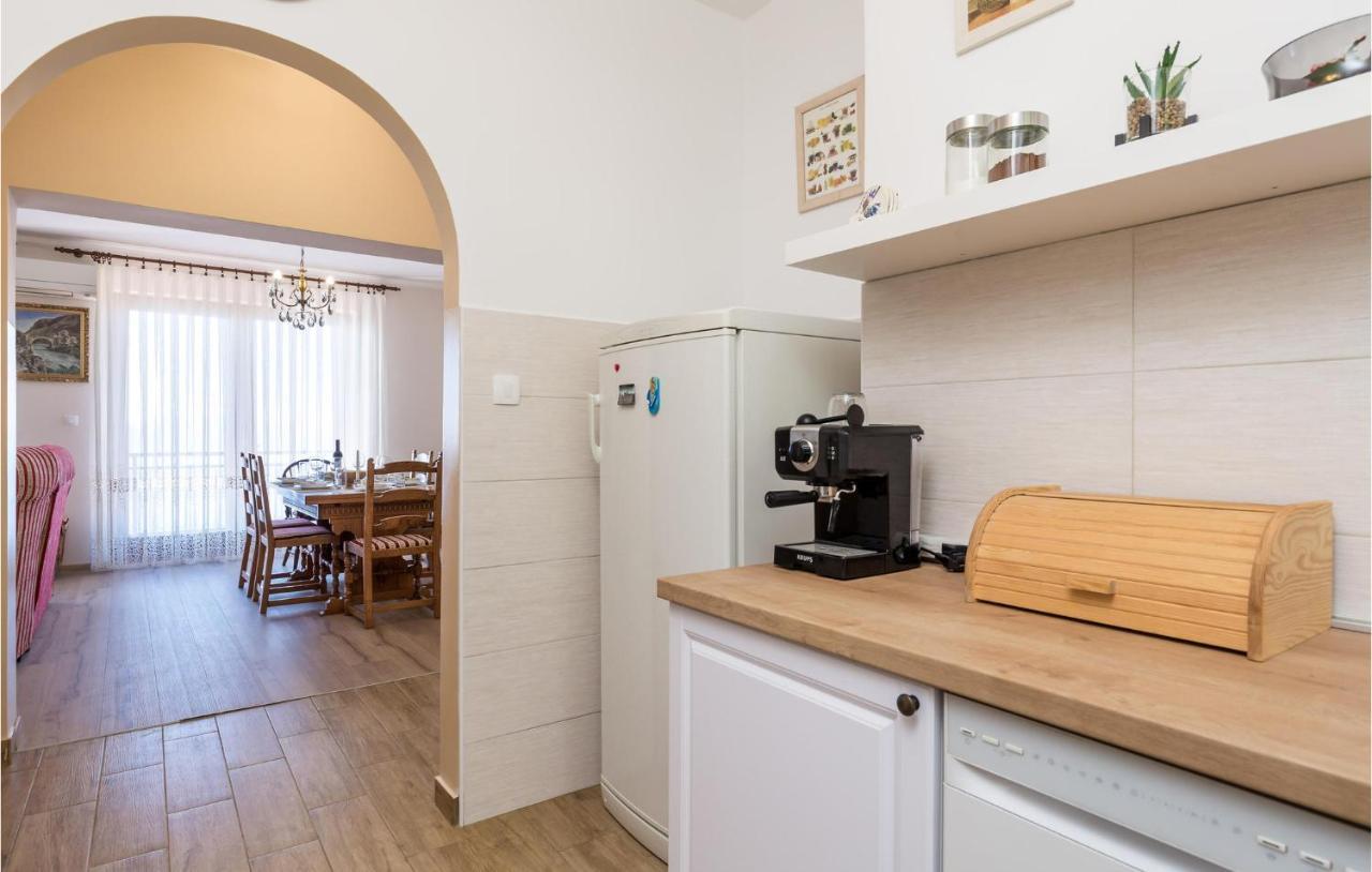 4 Bedroom Nice Apartment In โอปาติยา ภายนอก รูปภาพ